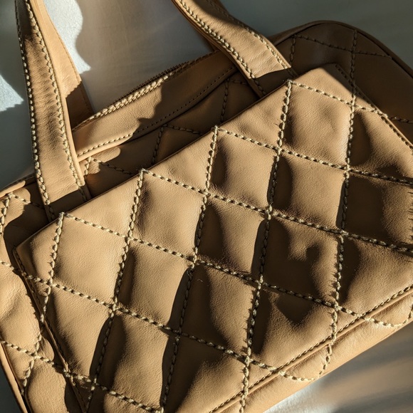 Auth. Chanel Beige Lambskin Wild Stitch Bowling Bag/Shoulder Bag - Picture 3 of 15